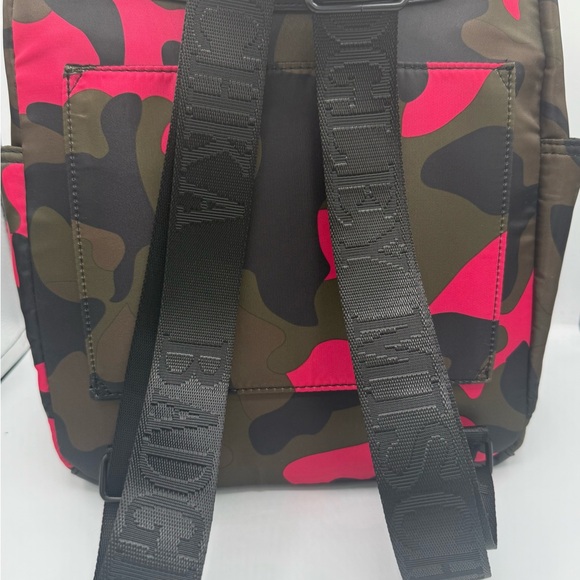 Badgley Mischka Camouflage laptop Backpack - Picture 3 of 8